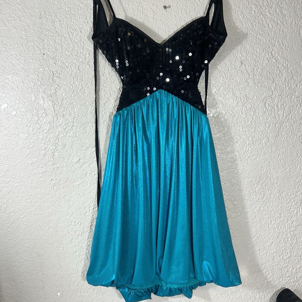 Homecoming Party Dress Sz 3 Black And Teal Bubble Hem